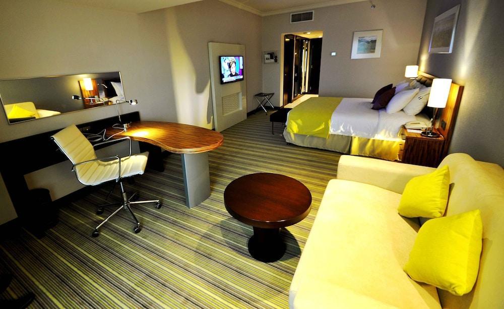 Holiday Inn Al Salam Jeddah Bagian luar foto