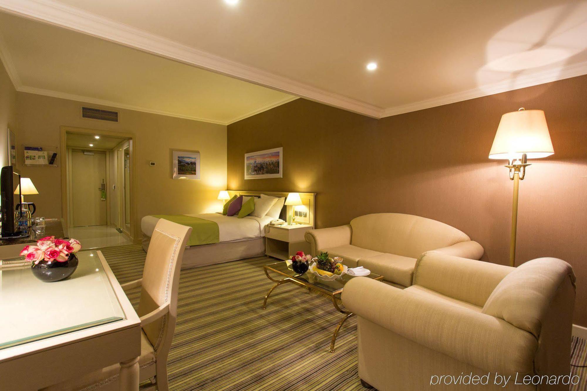 Holiday Inn Al Salam Jeddah Bagian luar foto