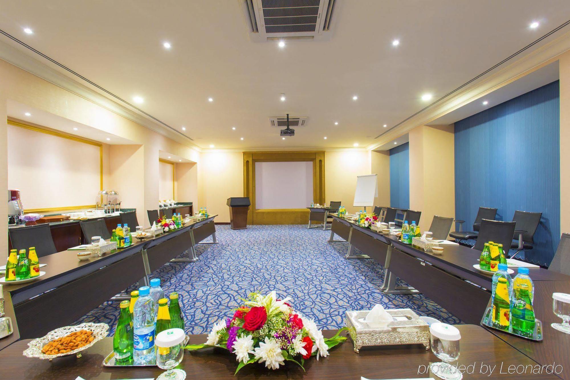 Holiday Inn Al Salam Jeddah Bagian luar foto